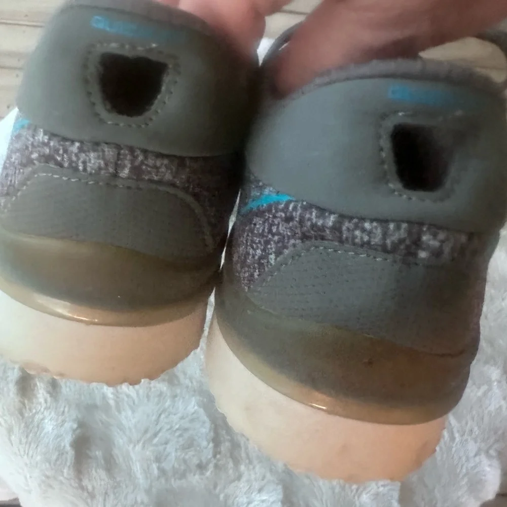 Skechers Gray & Teal Knit Lace-Up Sneakers